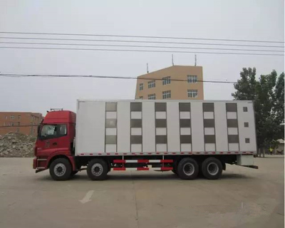 畜禽運輸車 現(xiàn)代畜牧業(yè)的關(guān)鍵紐帶